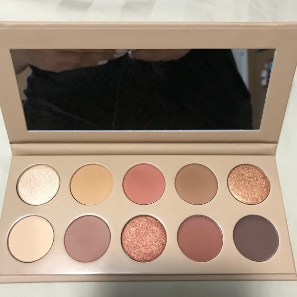 KKW Beauty Other - KKW Beauty Classic Palette
